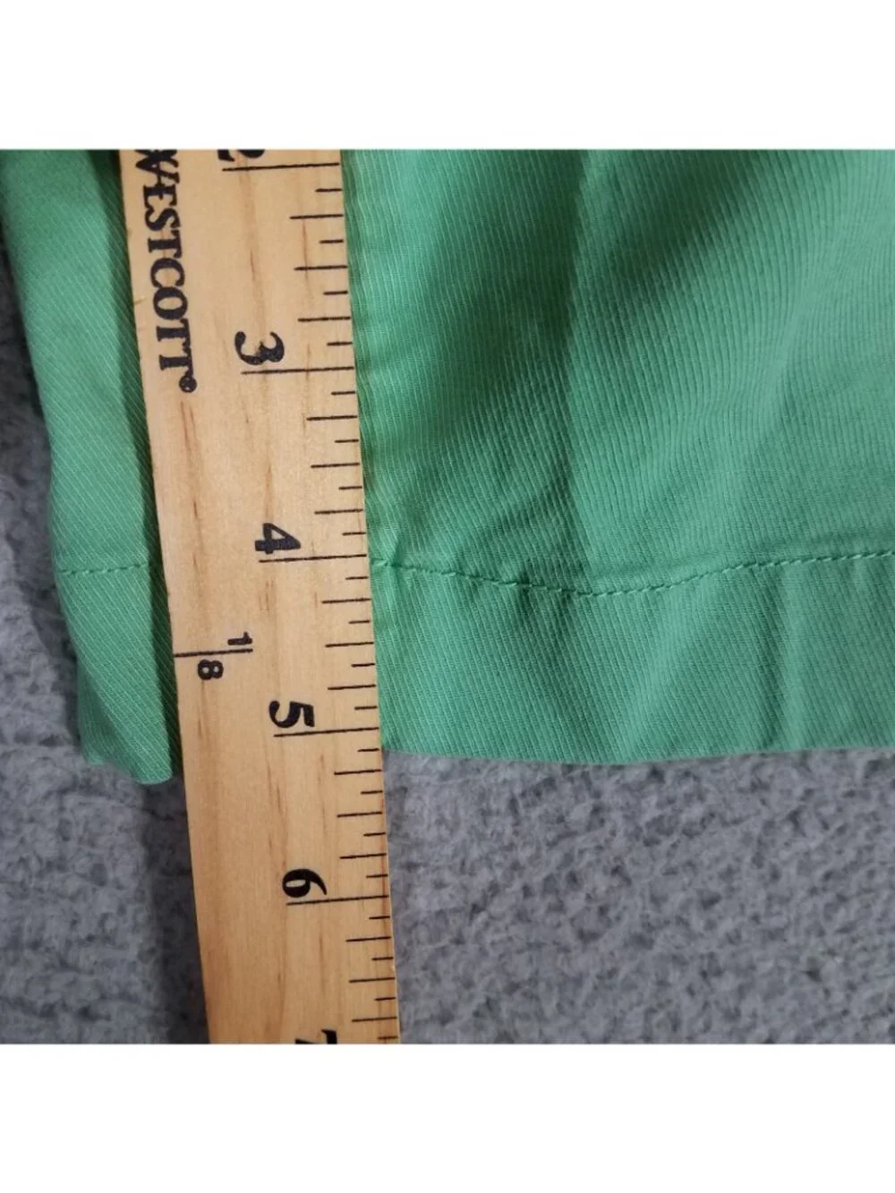 NEW GAP Chino Shorts Women's 4 Khaki Green Pleated Elastic Waist Casual Comfort